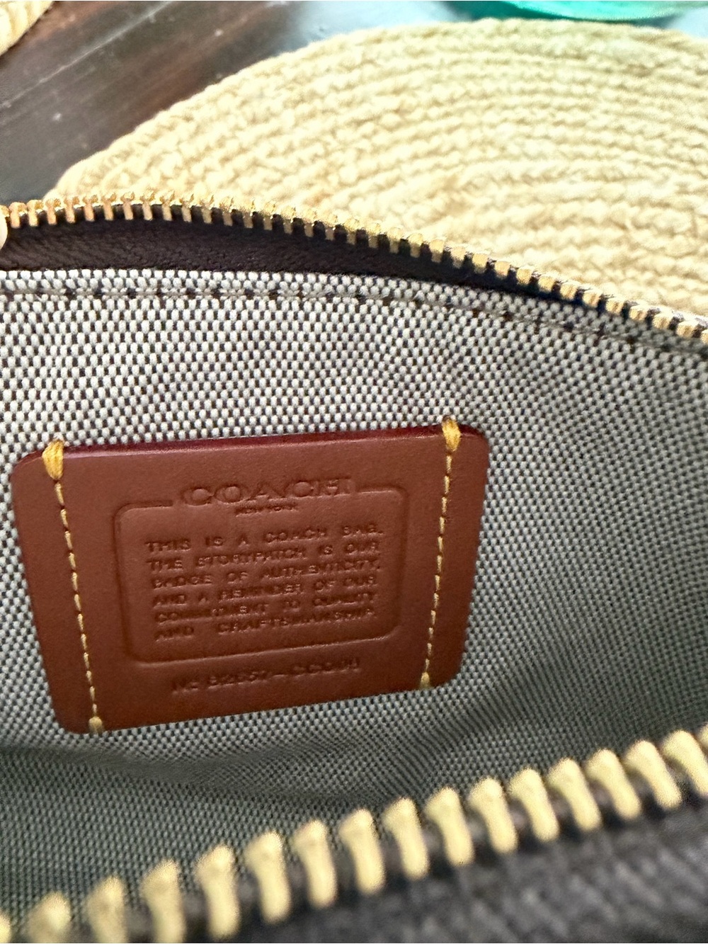 Coach Plaza Bag 18 - Picture 4 of 6